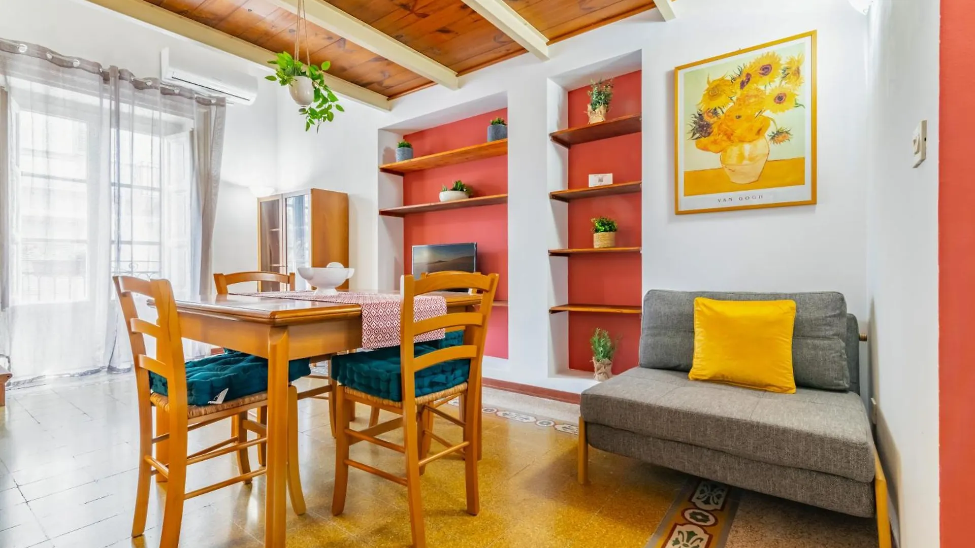 The Traveller'S House - Palermo Station Apartments Italy