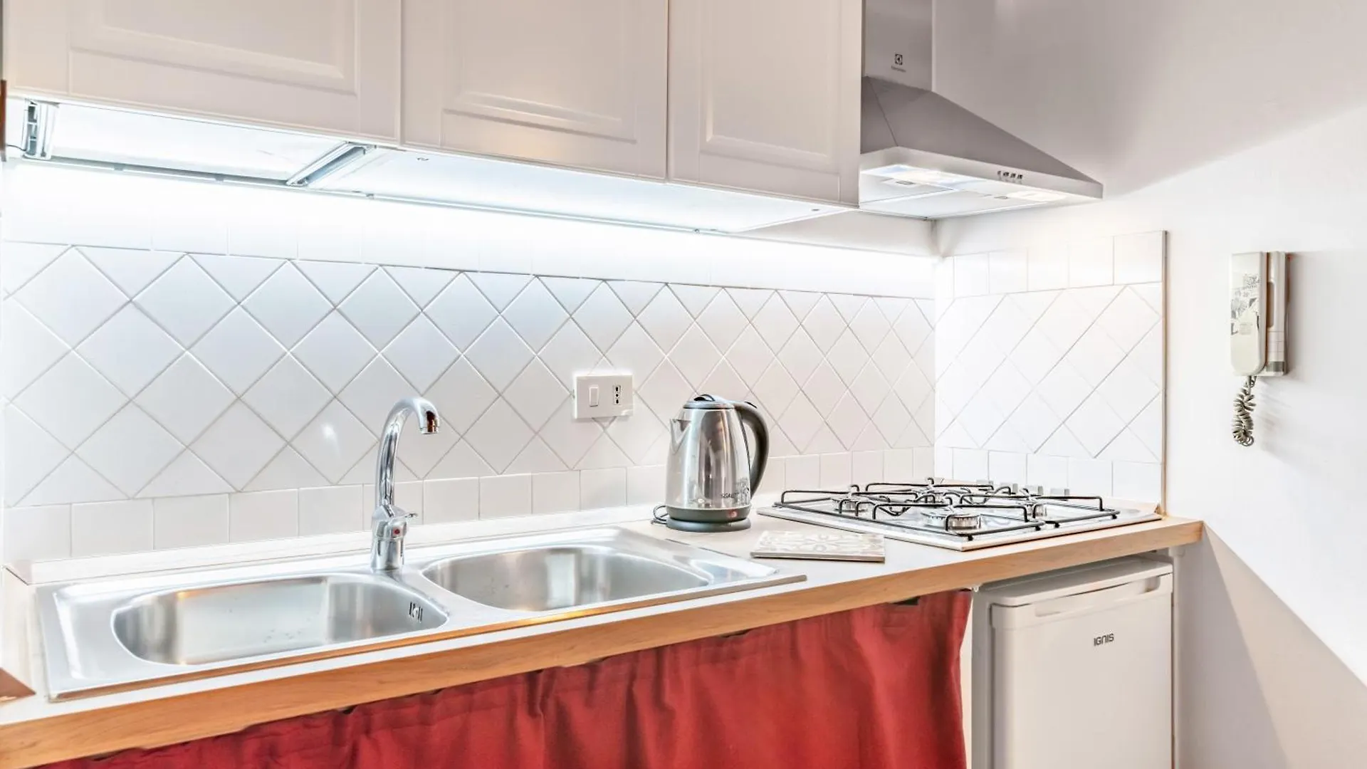 The Traveller'S House - Palermo Station Apartments