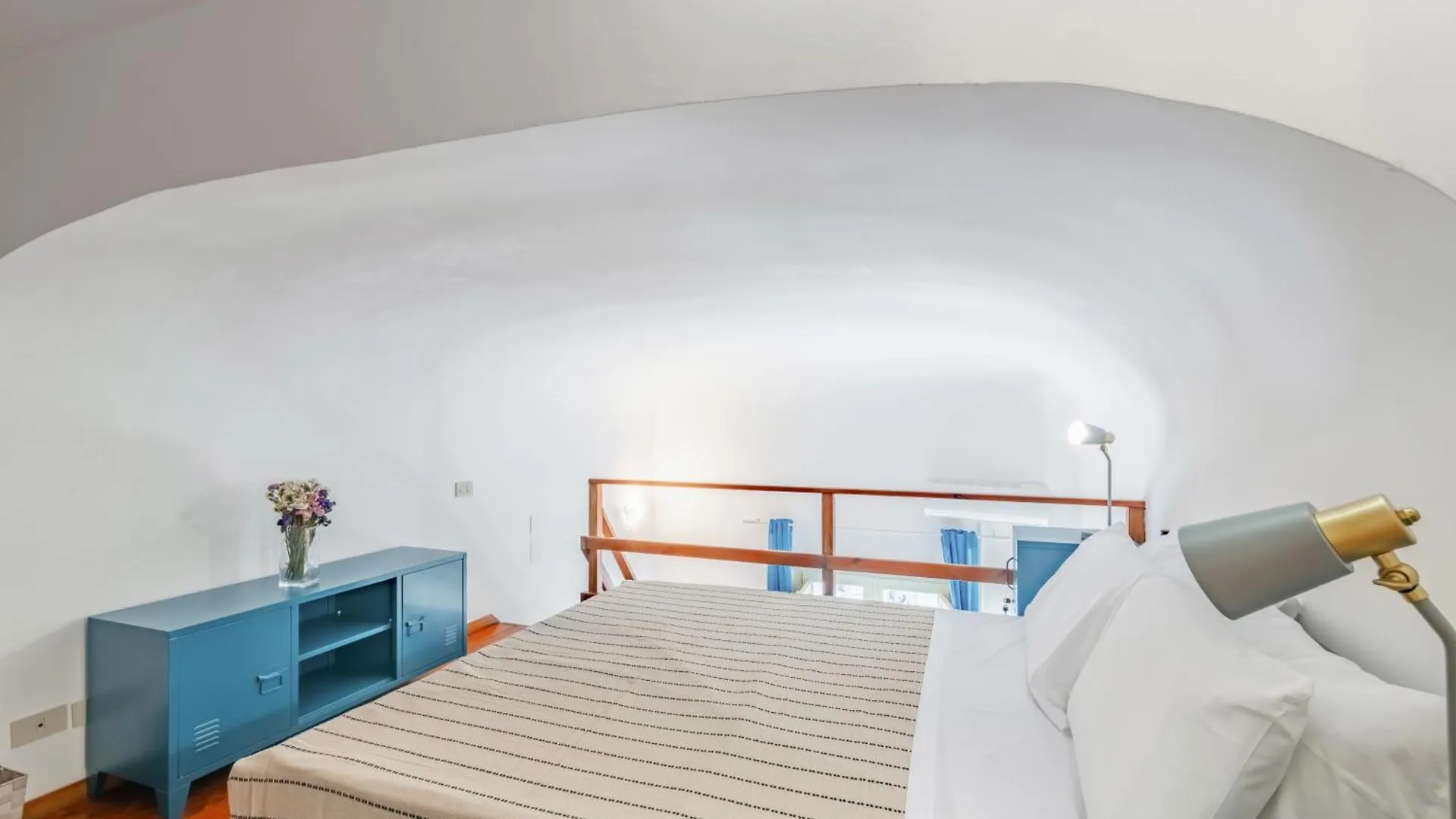 The Traveller'S House - Palermo Station Apartments 0*,
