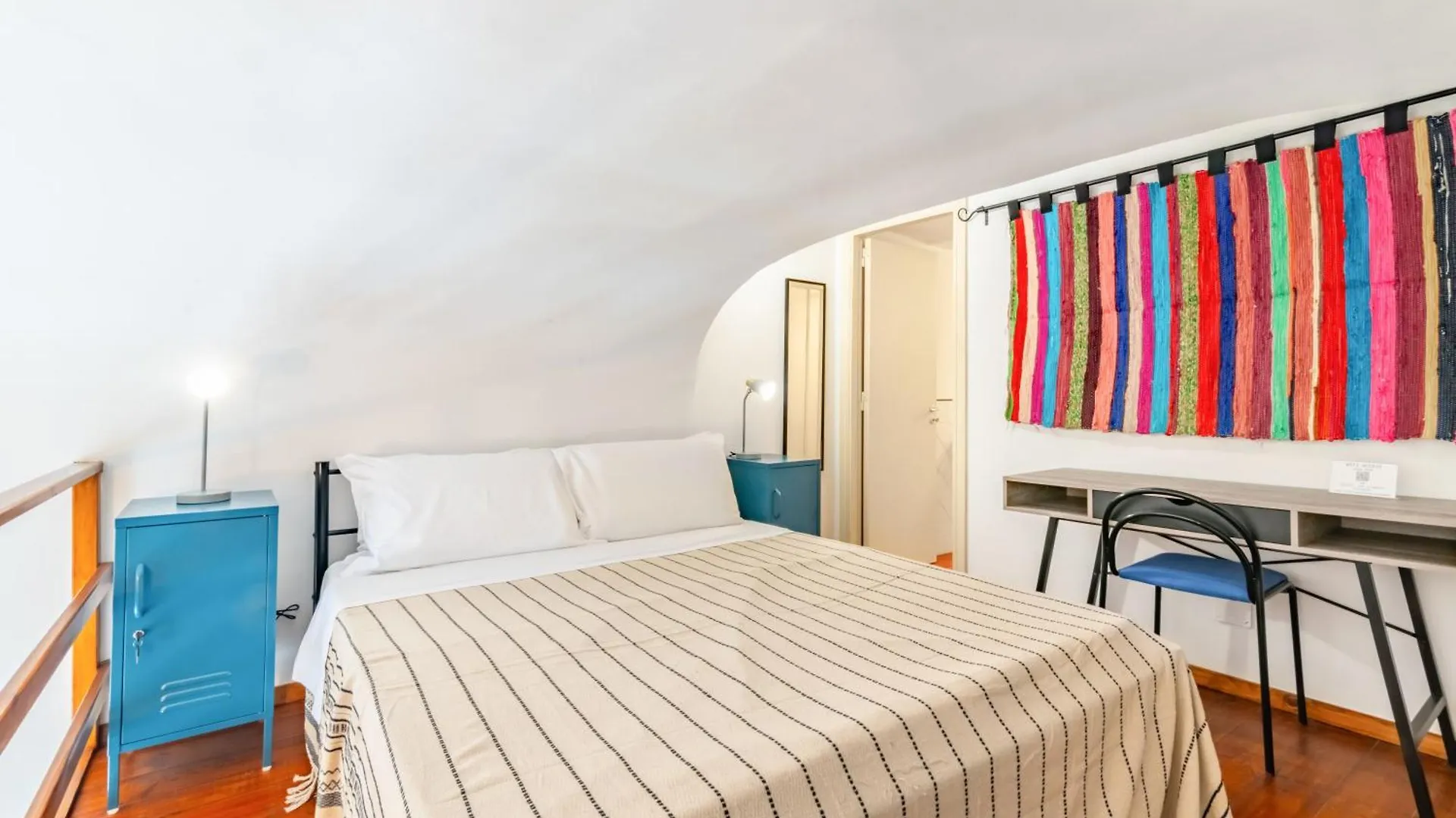 The Traveller'S House - Palermo Station Apartments 0*,