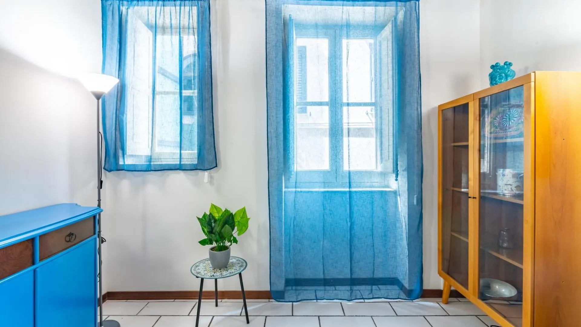 The Traveller'S House - Palermo Station Apartments 0*,  Italien