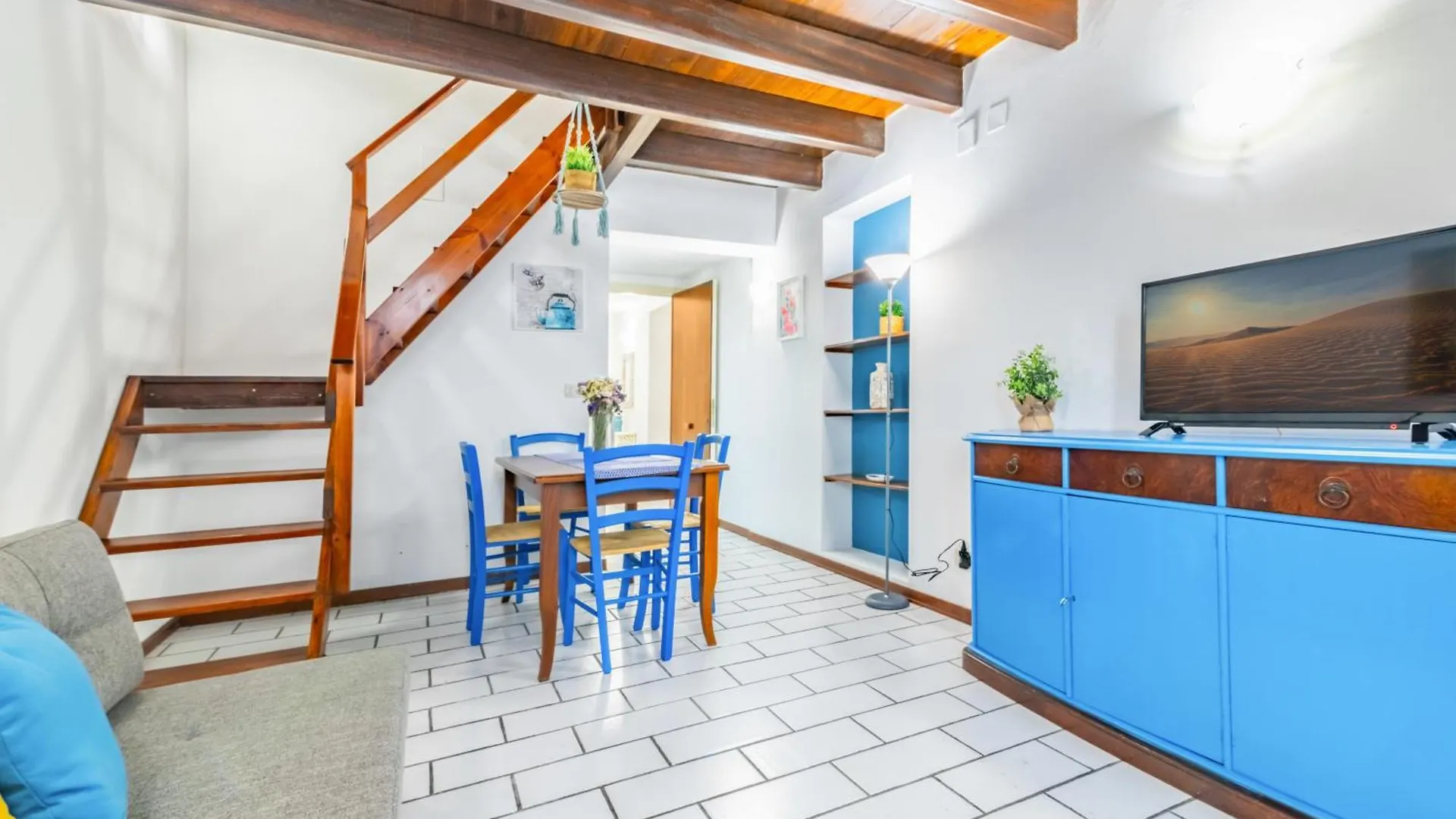 The Traveller'S House - Palermo Station Apartments 0*,